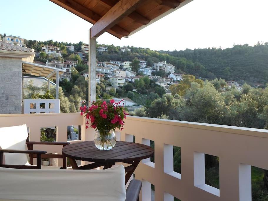 Villa *Drosia*/5' From Town & Sea/Mountain View Frinion Exterior photo