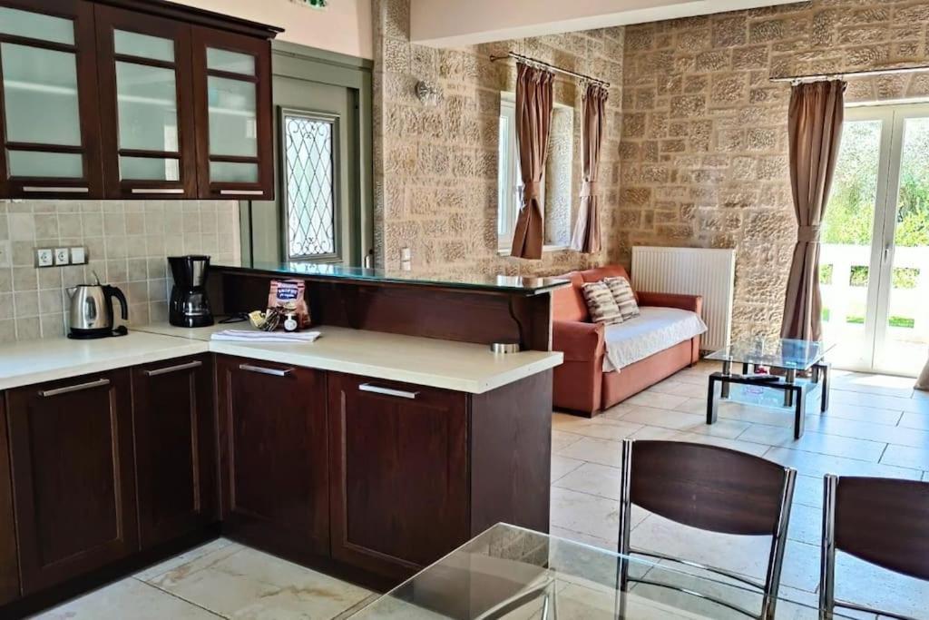 Villa *Drosia*/5' From Town & Sea/Mountain View Frinion Exterior photo
